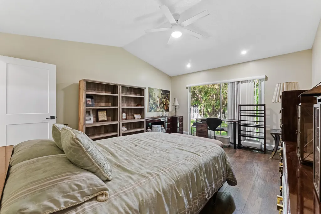 9532 NW 9th Court Plantation FL 33324
