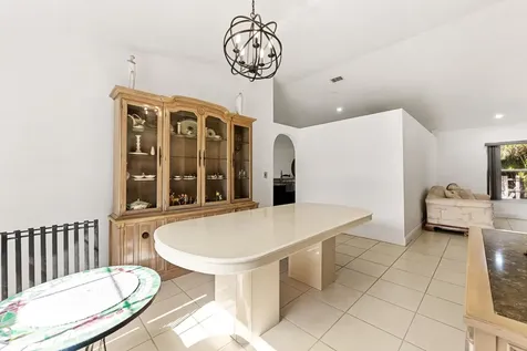 9532 NW 9th Court Plantation FL 33324