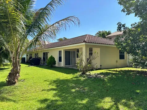 9532 NW 9th Court Plantation FL 33324