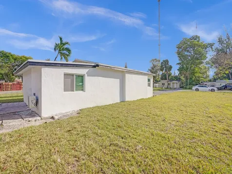 6143 SW 40th Street Miramar FL 33023