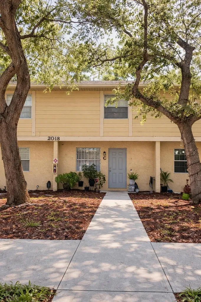 2018 S 10th Street Fort Pierce FL 34950