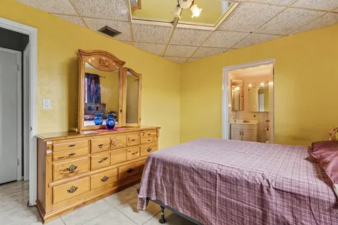 6417 SW 23rd Street Miramar FL 33023