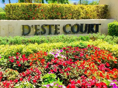 4236 Deste Lake Worth FL 33467