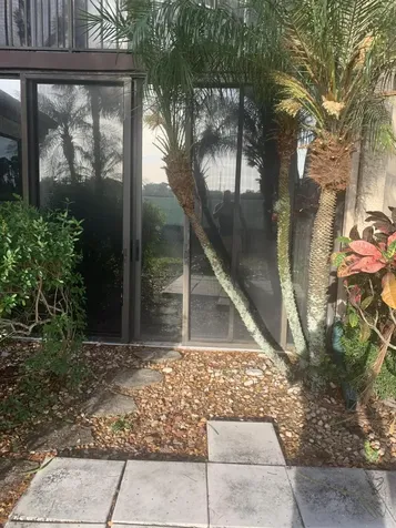 4236 Deste Lake Worth FL 33467