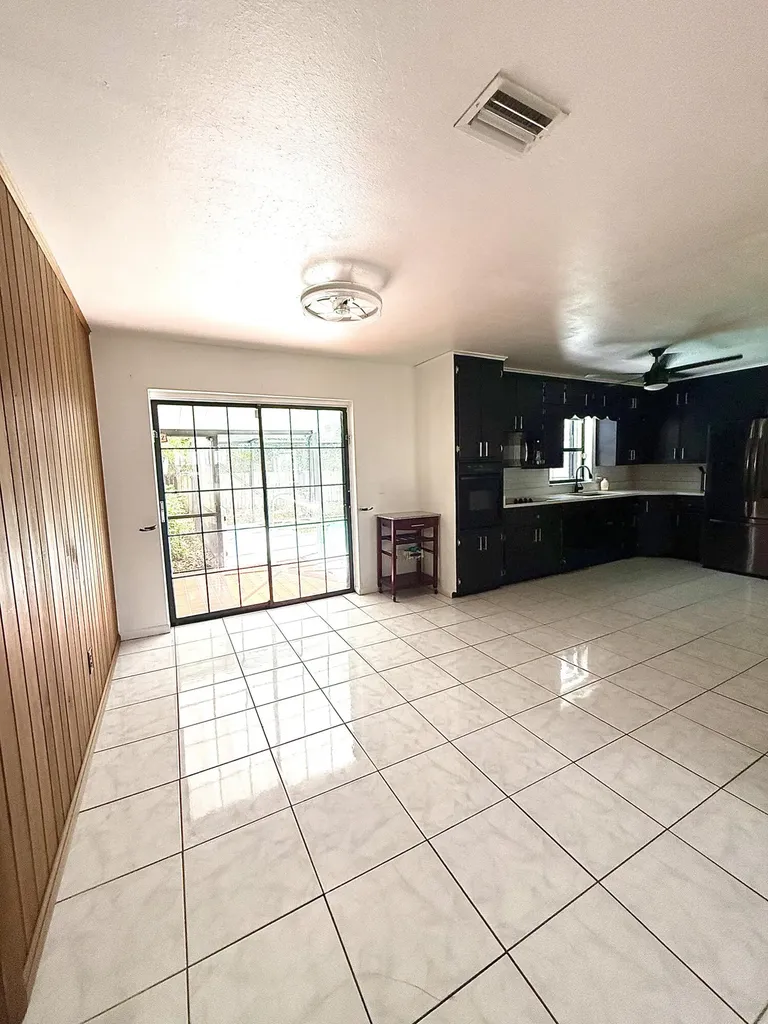 4221 Rose Lane NE Fort Pierce FL 34982