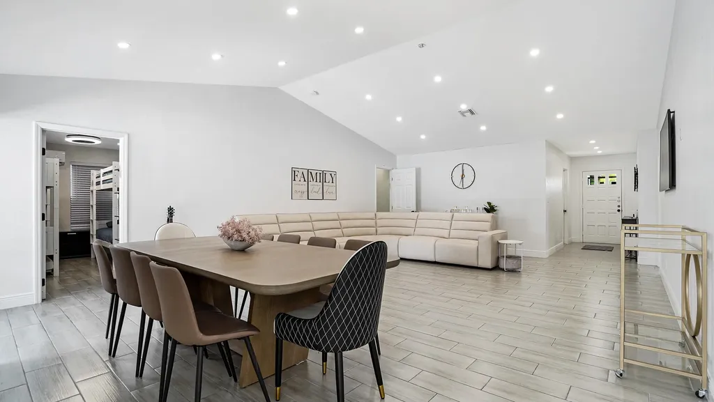 10131 Camelback Lane Boca Raton FL 33498