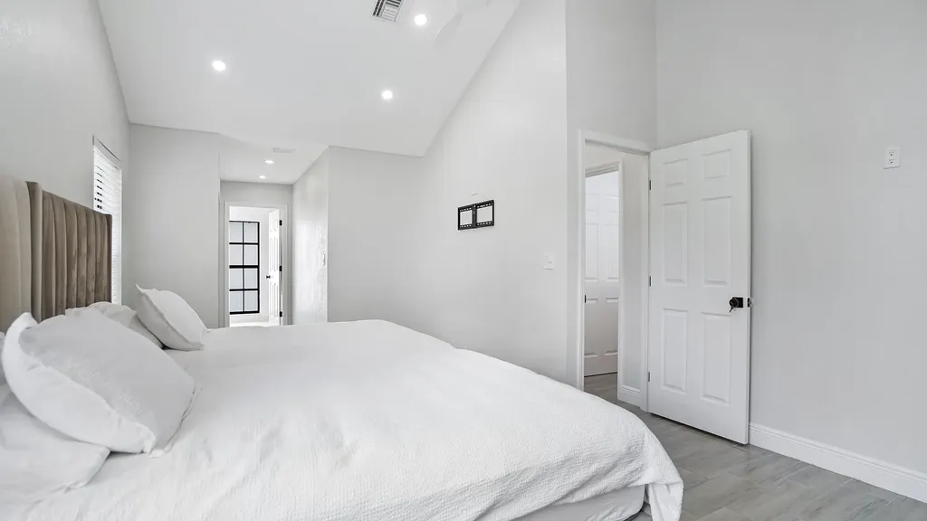 10131 Camelback Lane Boca Raton FL 33498
