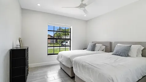 10131 Camelback Lane Boca Raton FL 33498