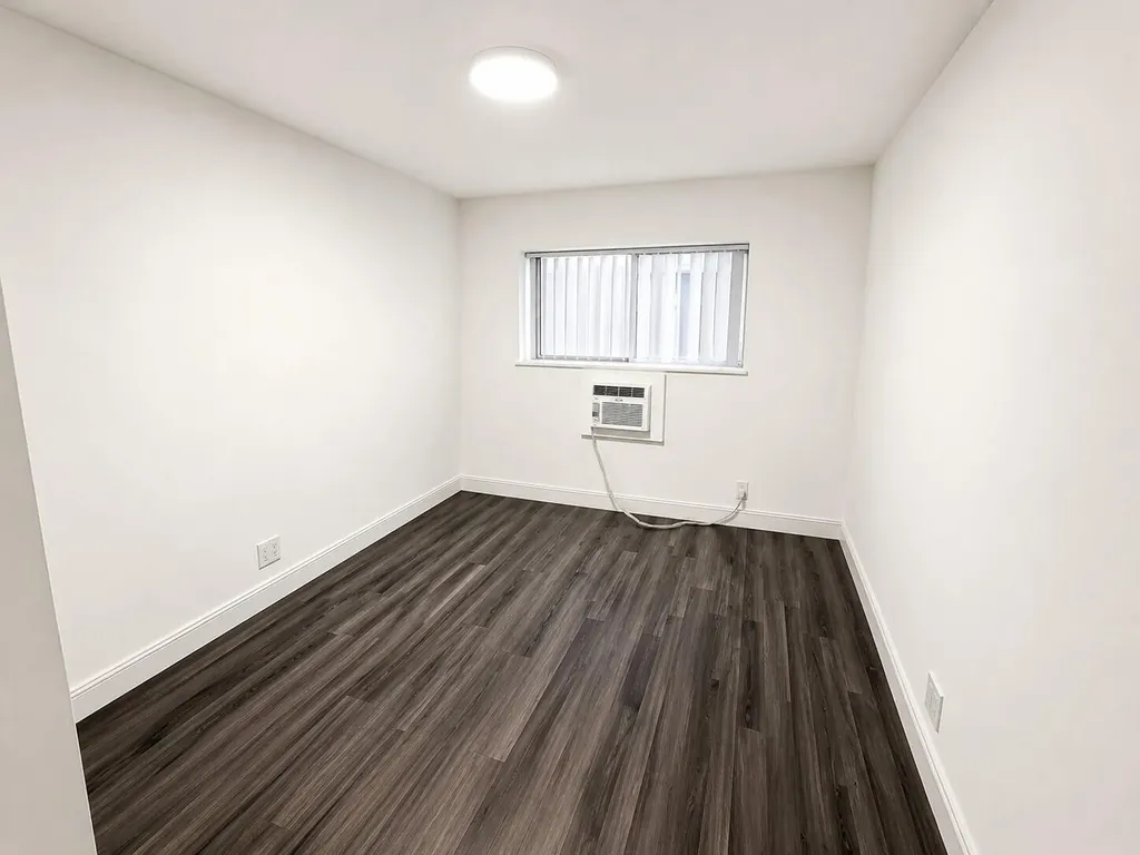 510 Lake Shore Drive West Palm Beach FL 33403