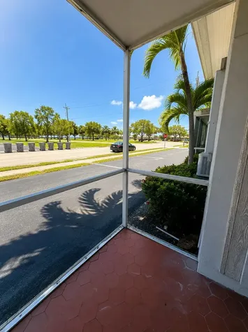 510 Lake Shore Drive West Palm Beach FL 33403