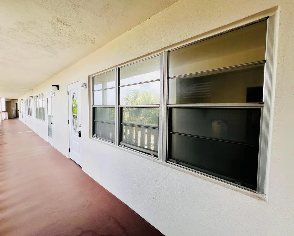 330 Southampton B West Palm Beach FL 33417