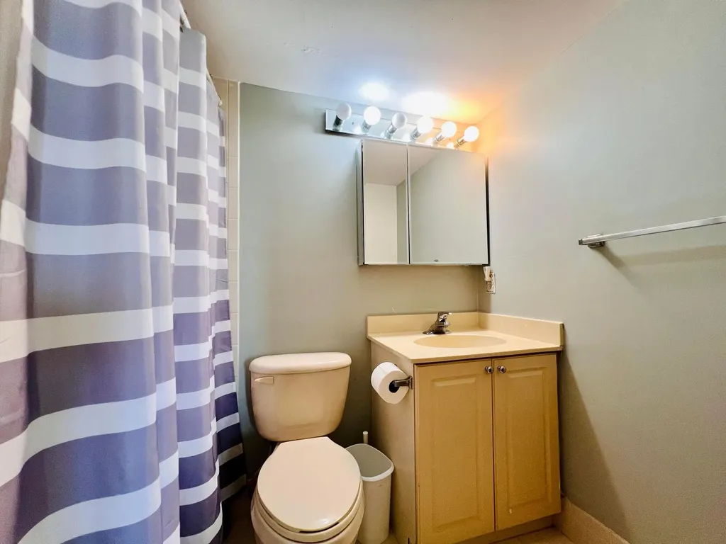 330 Southampton B West Palm Beach FL 33417