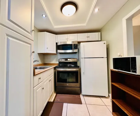 330 Southampton B West Palm Beach FL 33417