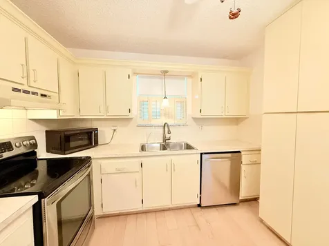 6531 SE Federal Highway Stuart FL 34997