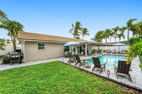 2527 SW 12th Street Boynton Beach FL 33426