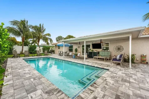 2527 SW 12th Street Boynton Beach FL 33426