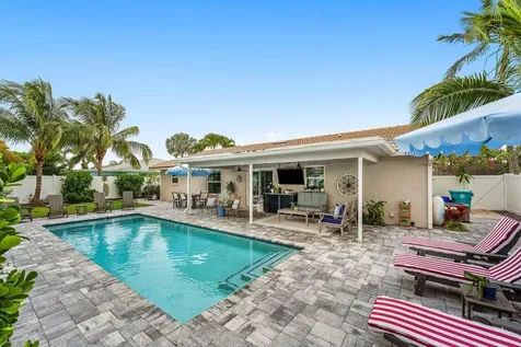 2527 SW 12th Street Boynton Beach FL 33426