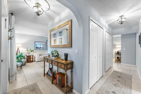 2527 SW 12th Street Boynton Beach FL 33426