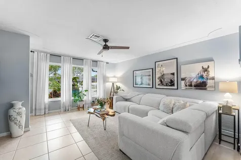 2527 SW 12th Street Boynton Beach FL 33426