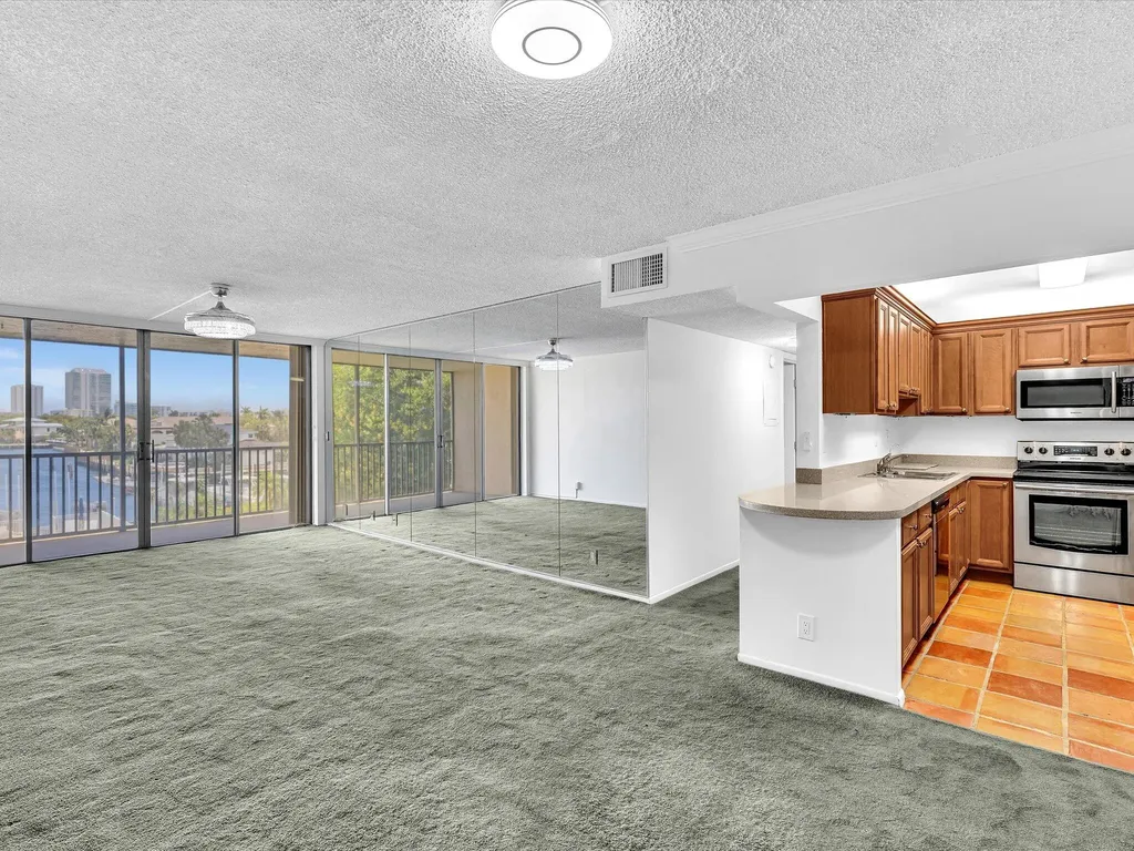 740 S Federal Highway Pompano Beach FL 33062