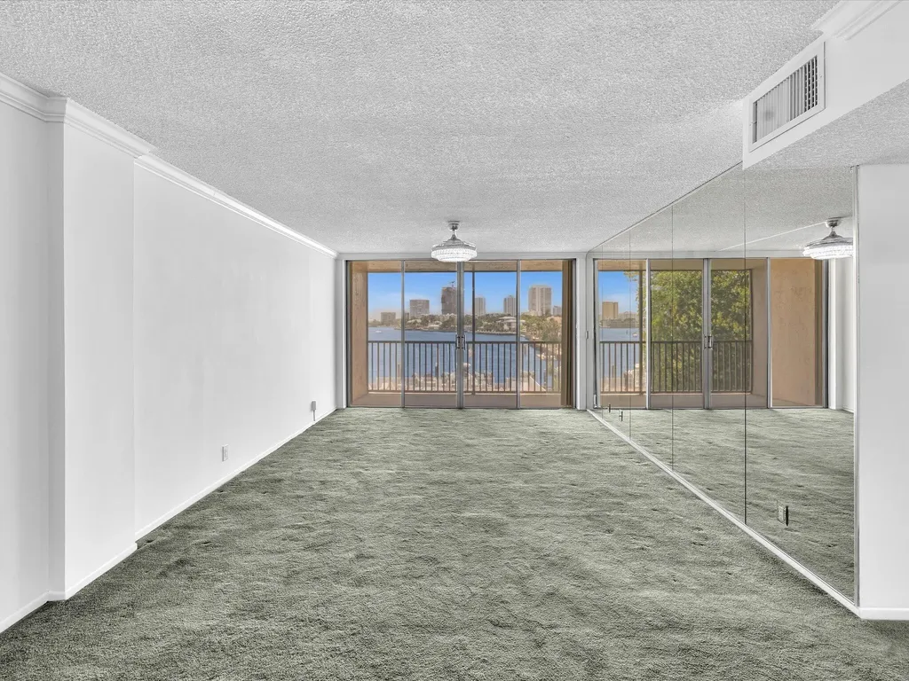 740 S Federal Highway Pompano Beach FL 33062