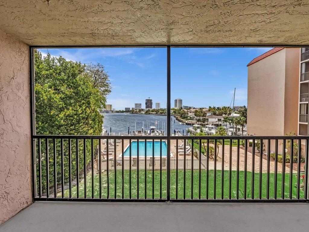 740 S Federal Highway Pompano Beach FL 33062