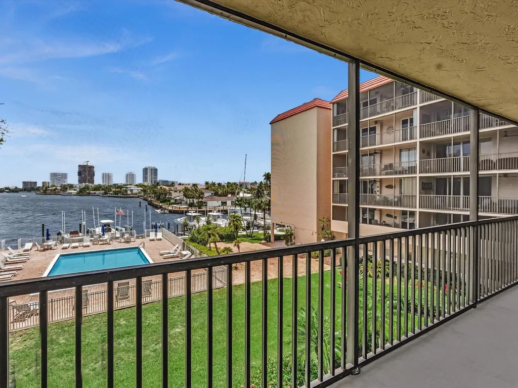 740 S Federal Highway Pompano Beach FL 33062