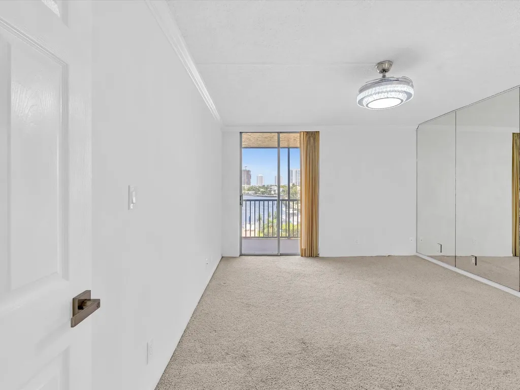 740 S Federal Highway Pompano Beach FL 33062