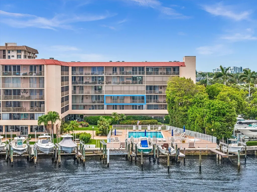 740 S Federal Highway Pompano Beach FL 33062