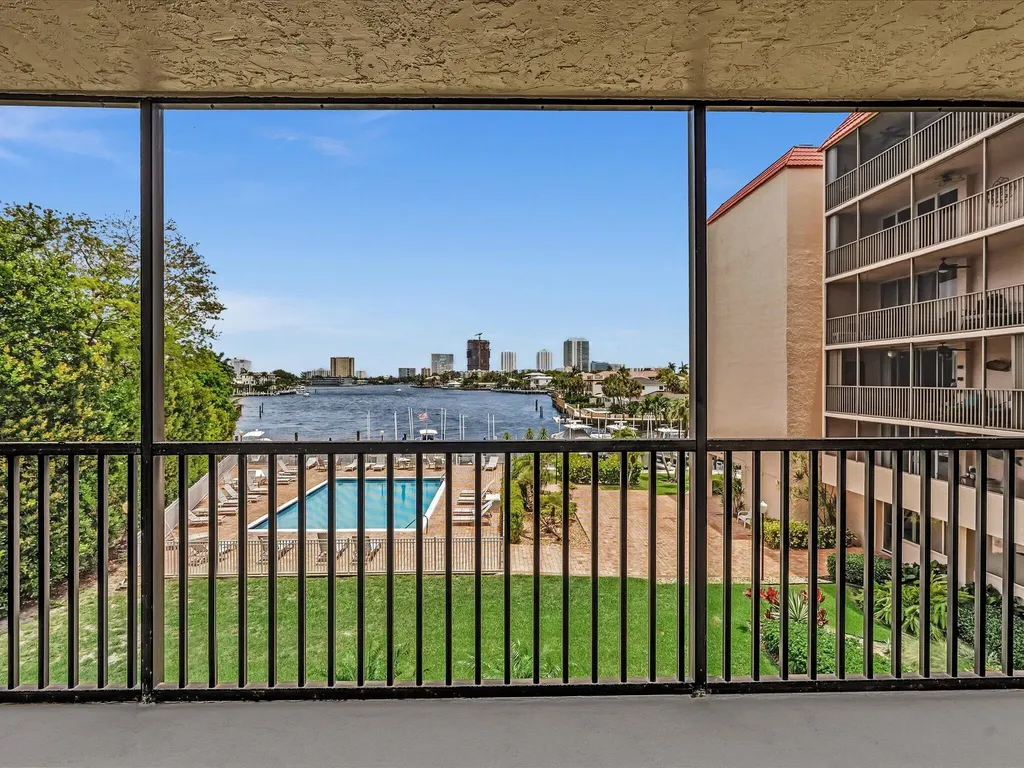 740 S Federal Highway Pompano Beach FL 33062