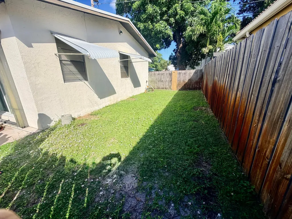 443 Wilder Street West Palm Beach FL 33405