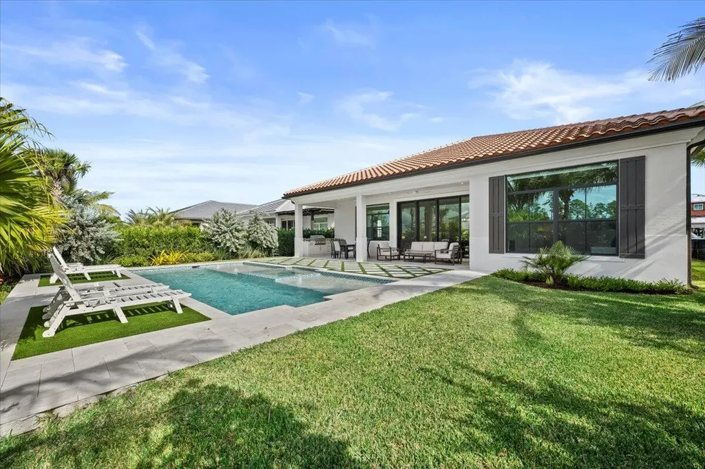 13621 Le Christine Drive Palm Beach Gardens FL 33412