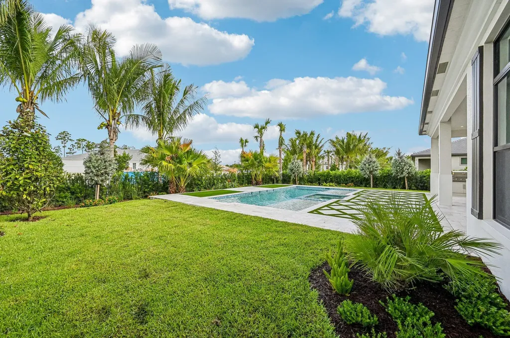 13621 Le Christine Drive Palm Beach Gardens FL 33412