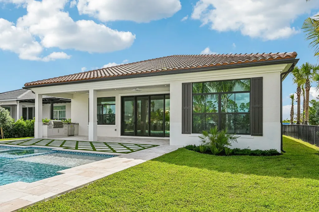 13621 Le Christine Drive Palm Beach Gardens FL 33412