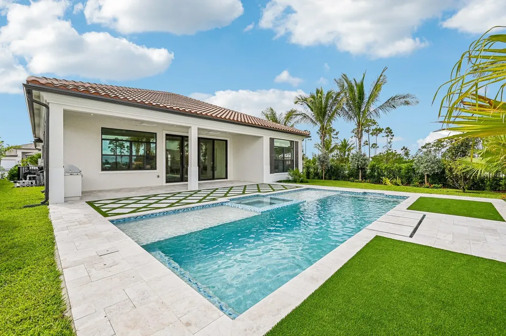 13621 Le Christine Drive Palm Beach Gardens FL 33412