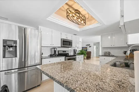 2066 SE 5th Court Court SE Vero Beach FL 32962
