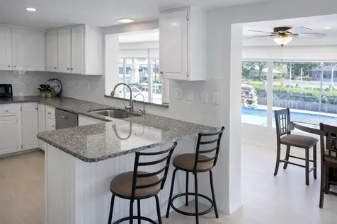 2066 SE 5th Court Court SE Vero Beach FL 32962