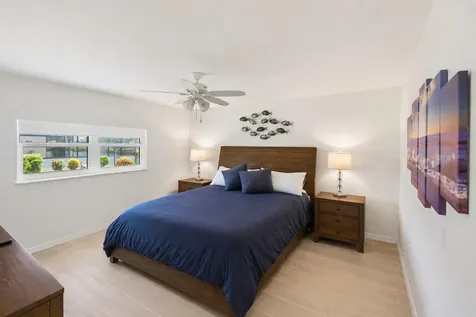 2066 SE 5th Court Court SE Vero Beach FL 32962