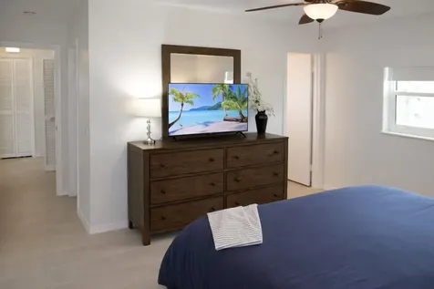 2066 SE 5th Court Court SE Vero Beach FL 32962