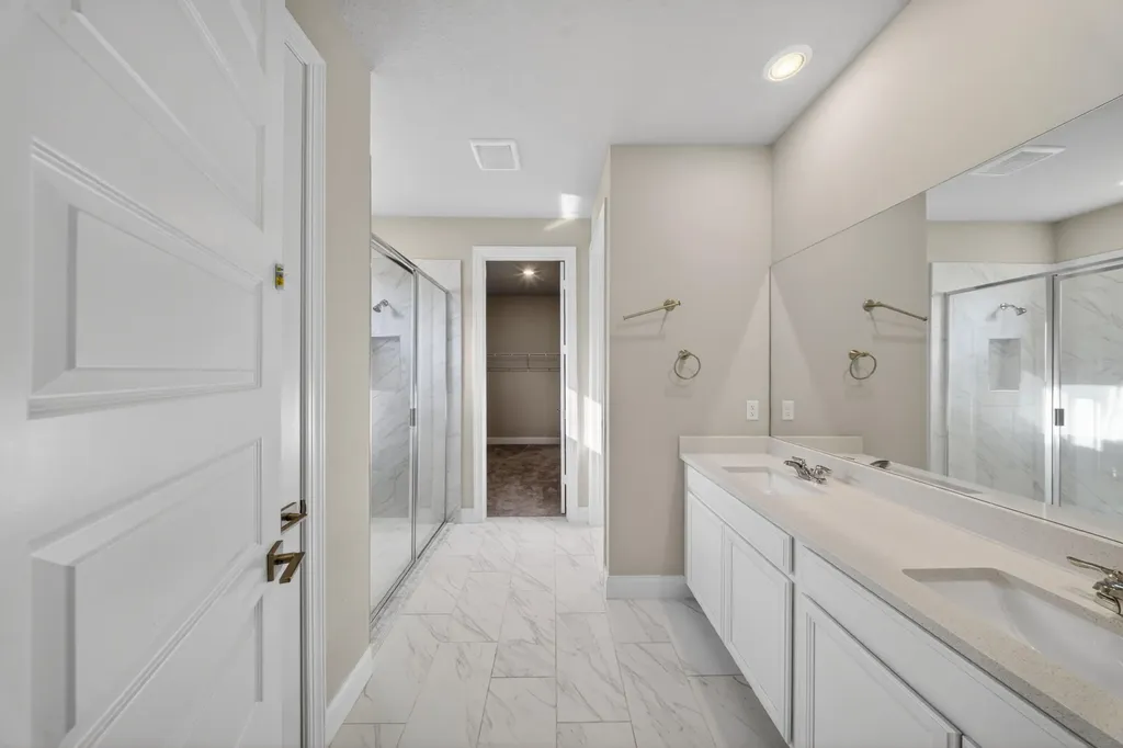 6632 NW Cloverdale Avenue Port St Lucie FL 34987