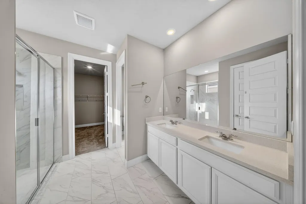 6632 NW Cloverdale Avenue Port St Lucie FL 34987