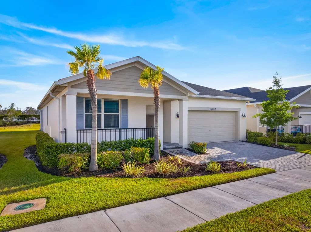 6632 NW Cloverdale Avenue Port St Lucie FL 34987