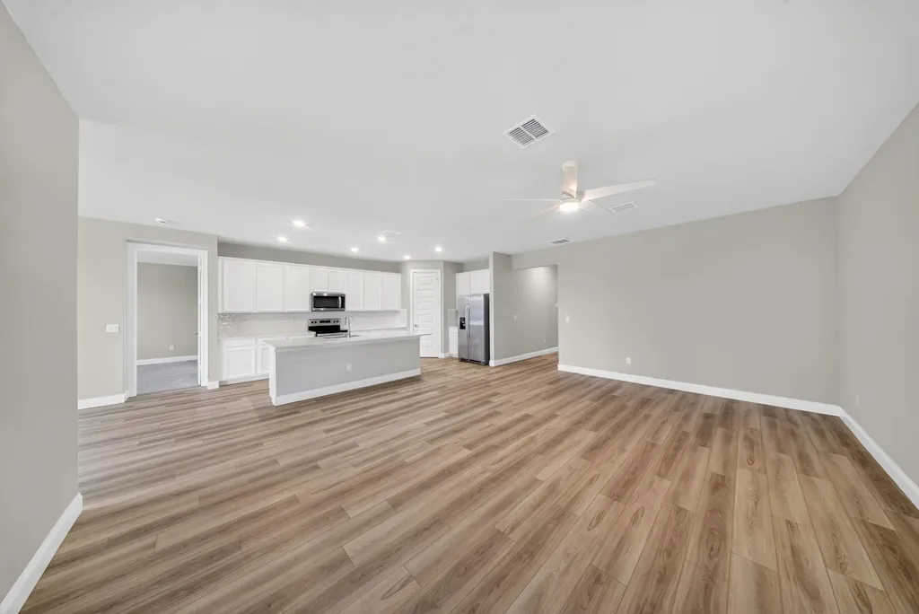 6632 NW Cloverdale Avenue Port St Lucie FL 34987