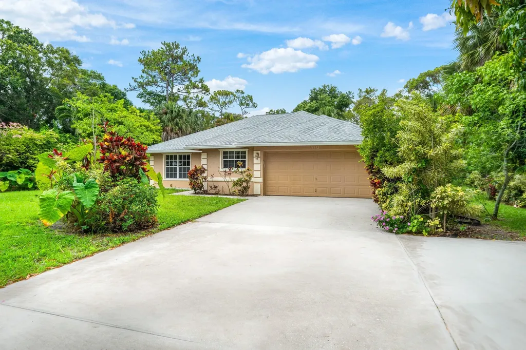15592 99th Street N West Palm Beach FL 33412
