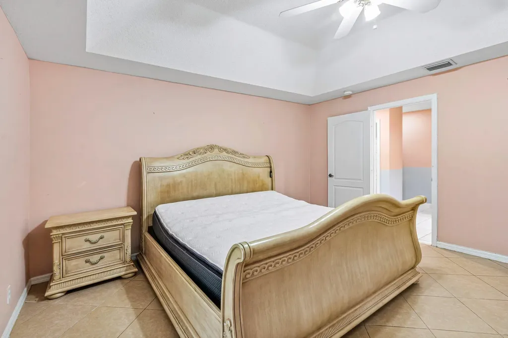 15592 99th Street N West Palm Beach FL 33412