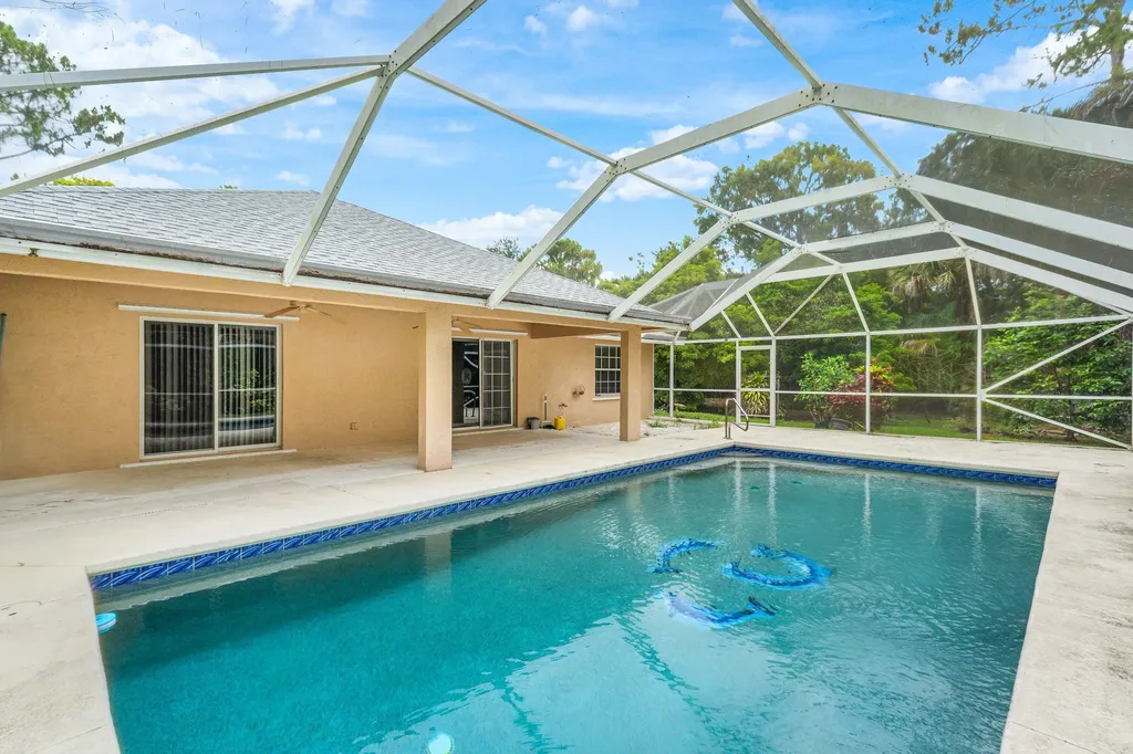 15592 99th Street N West Palm Beach FL 33412