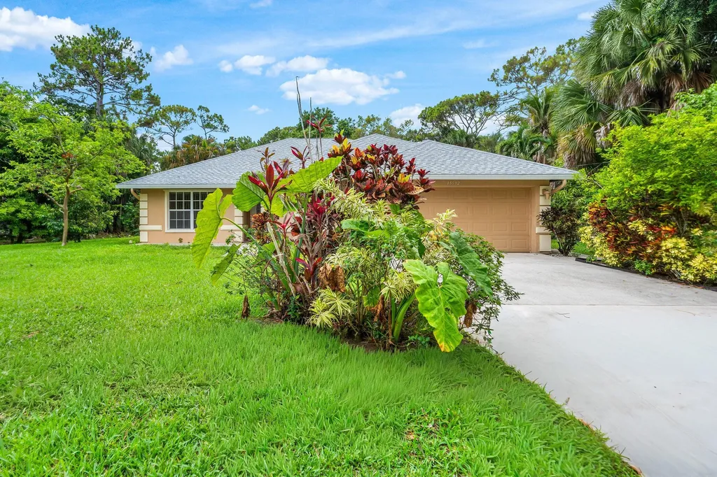 15592 99th Street N West Palm Beach FL 33412