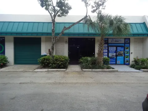 6601 NW 14th Street Plantation FL 33313