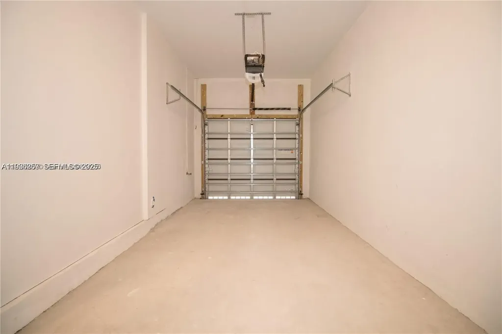 9265 NW 16th Street Pembroke Pines FL 33024