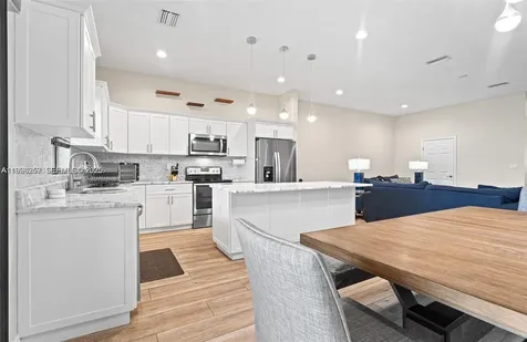 9265 NW 16th Street Pembroke Pines FL 33024